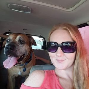 Meet your Posher, Whitney